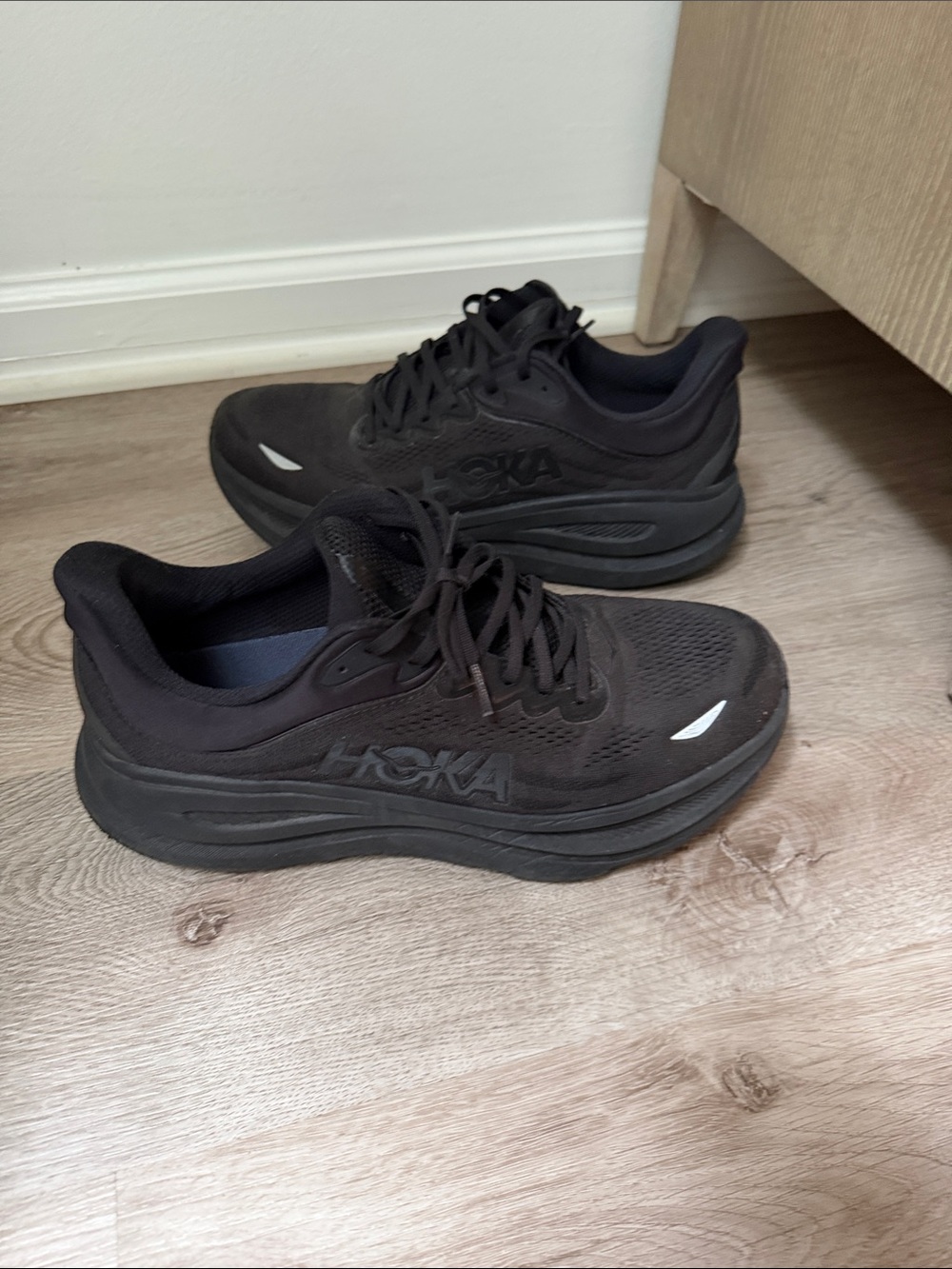 Hoka Mens bondi9 Black Athletic Running Shoes